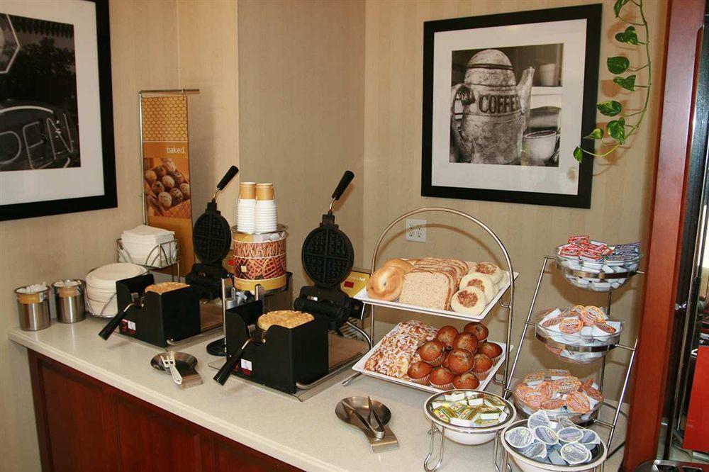 Hampton Inn Cornelia Étterem fotó