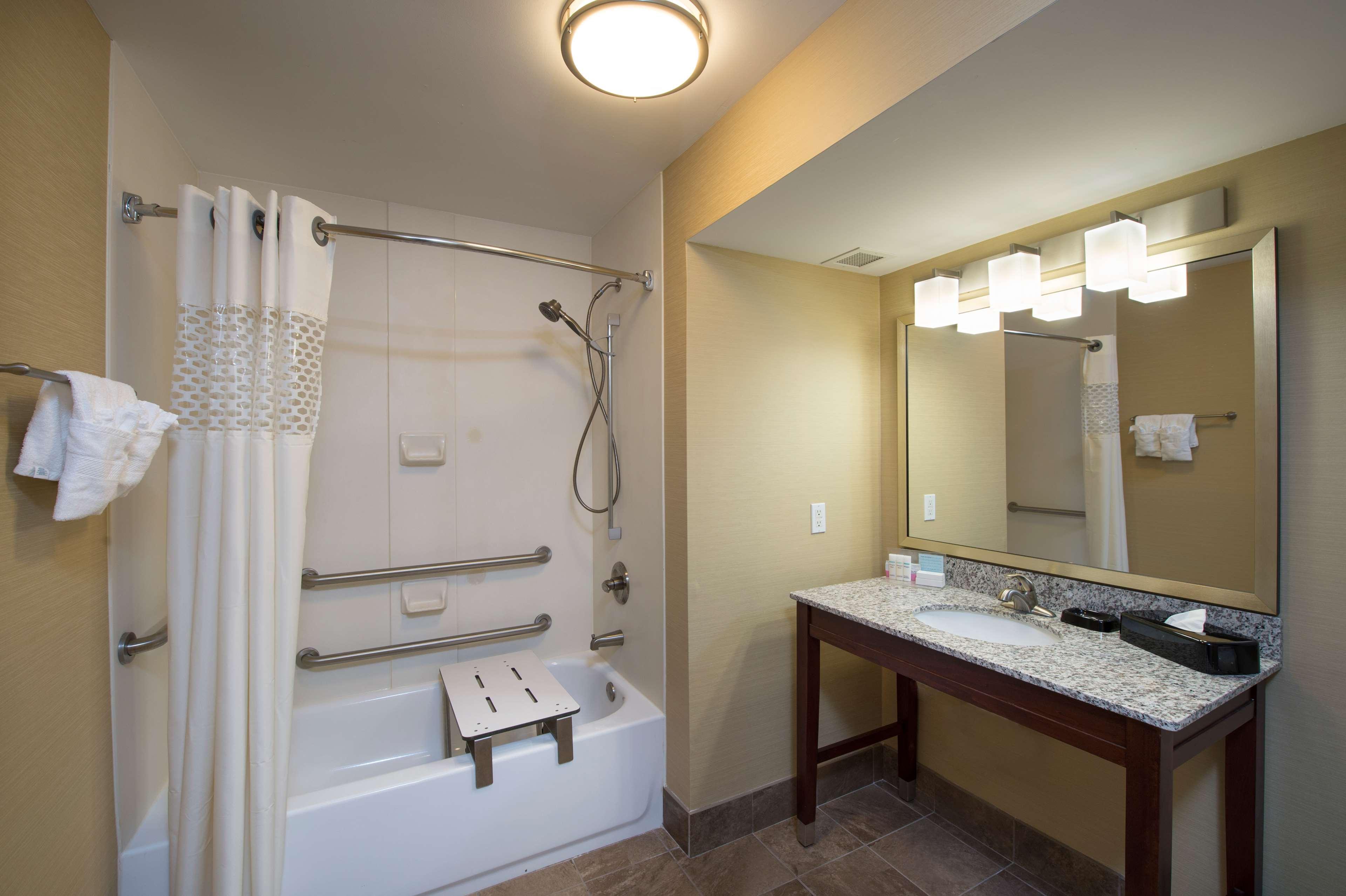 Hampton Inn Cornelia Kültér fotó